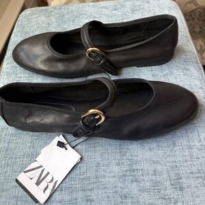 Zara Black Leather Buckle Flats